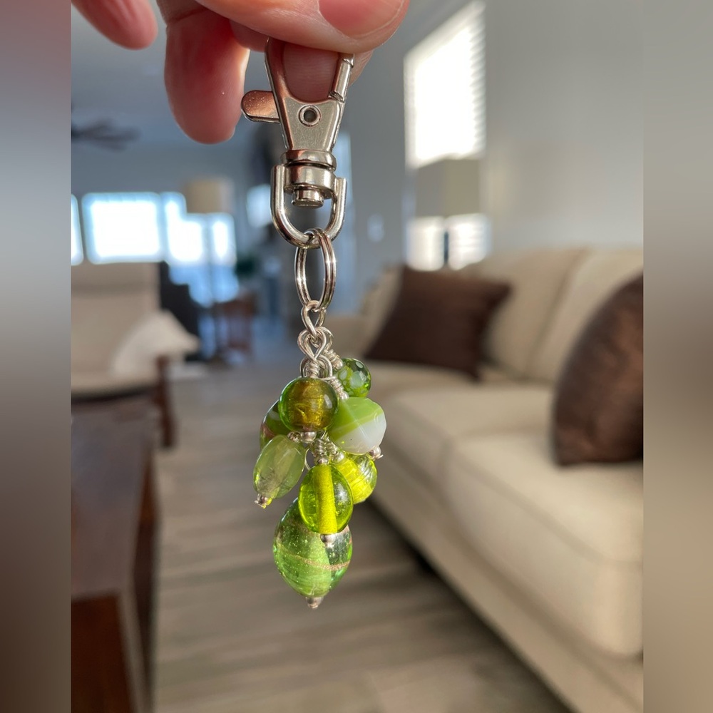 Handmade Green Bead Grape Hand Bag Charm Keychain Snap Hook Clip